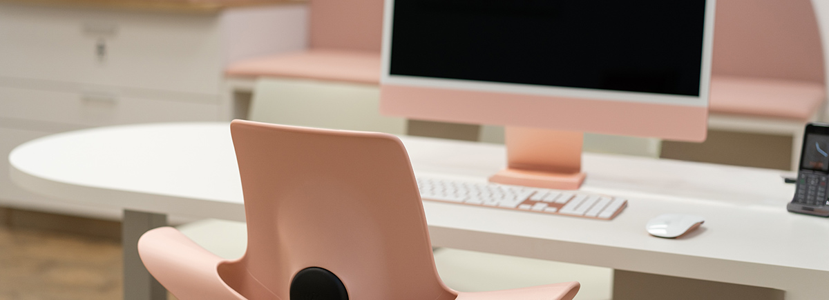 Schreibtisch in der Praxis